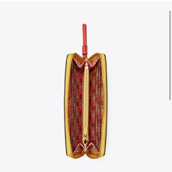 NWT Tory Burch Perry Printed Zip Continental Wallet in Blue Seahorse - Picture 7 of 9